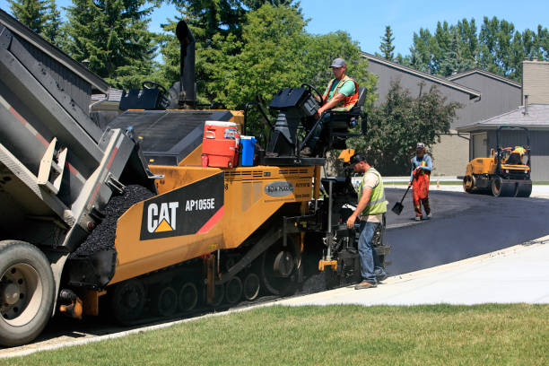 Best Permeable Paver Driveway  in Newton, IA